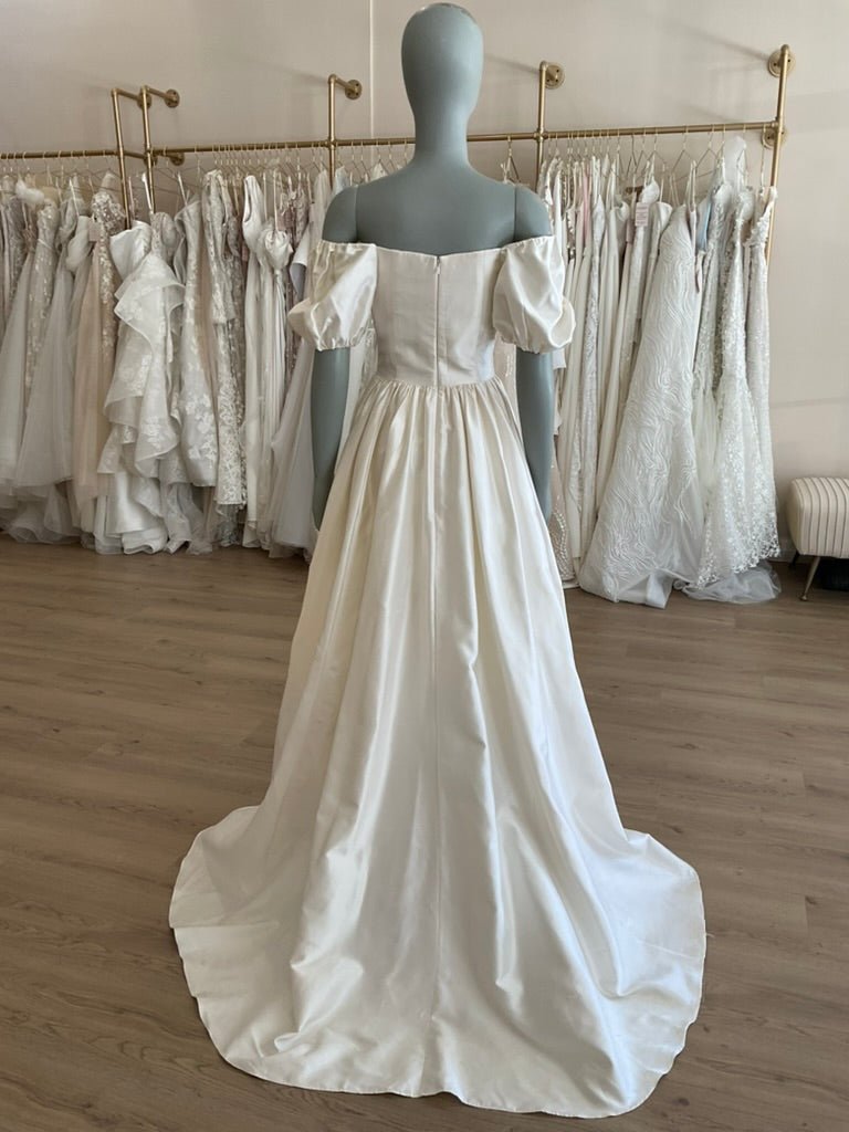 Markarian - Yvetta (4)Wedding Dresses4