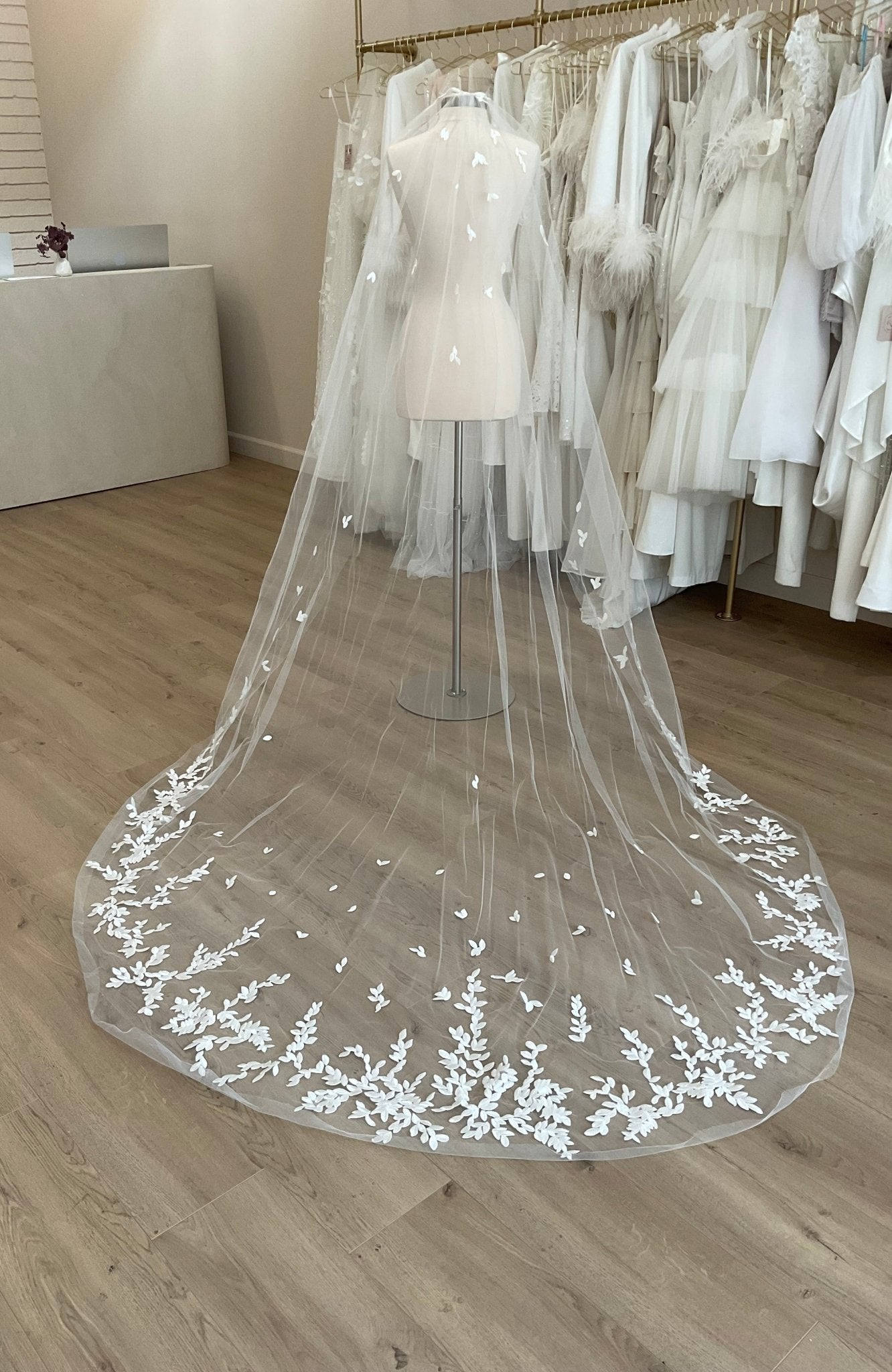 Mira Zwillinger - Chaz VeilBridal VeilsIvory