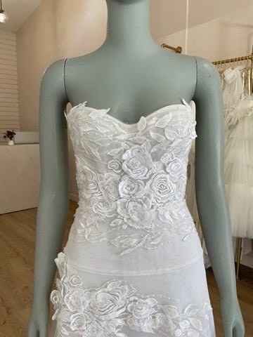 Mira Zwillinger - Emmia (2)Wedding DressesSample