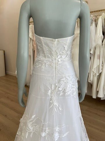 Mira Zwillinger - Emmia (2)Wedding DressesSample