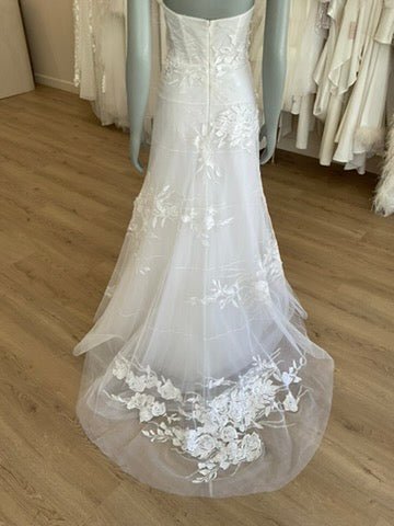 Mira Zwillinger - Emmia (2)Wedding DressesSample