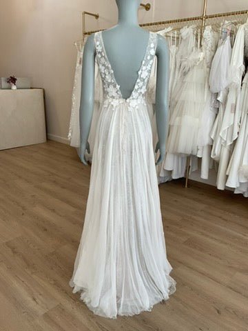 Mira Zwillinger - Karina (2)Wedding DressesSample
