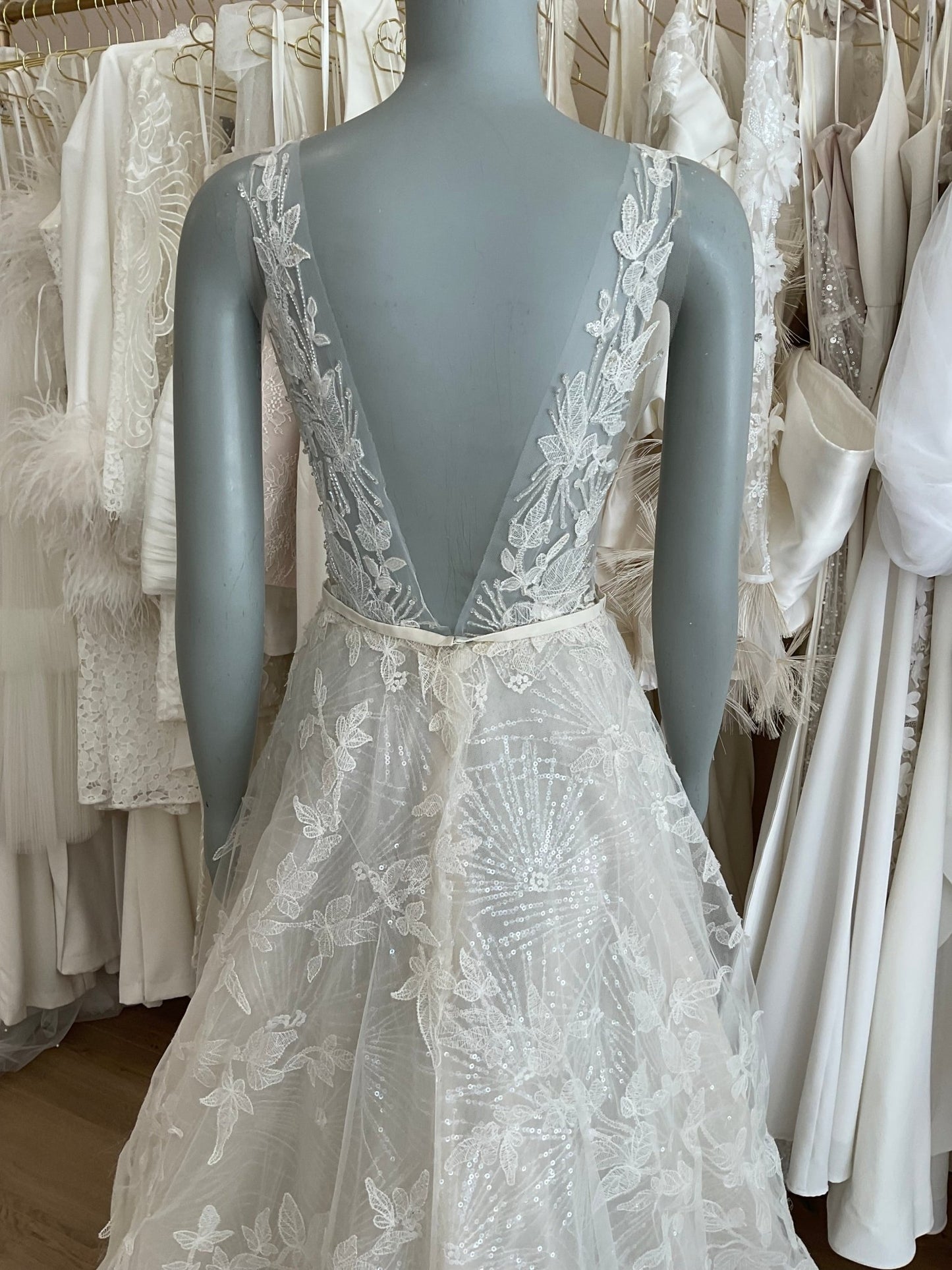 Mira Zwillinger - Kaya (2)Wedding Dresses2