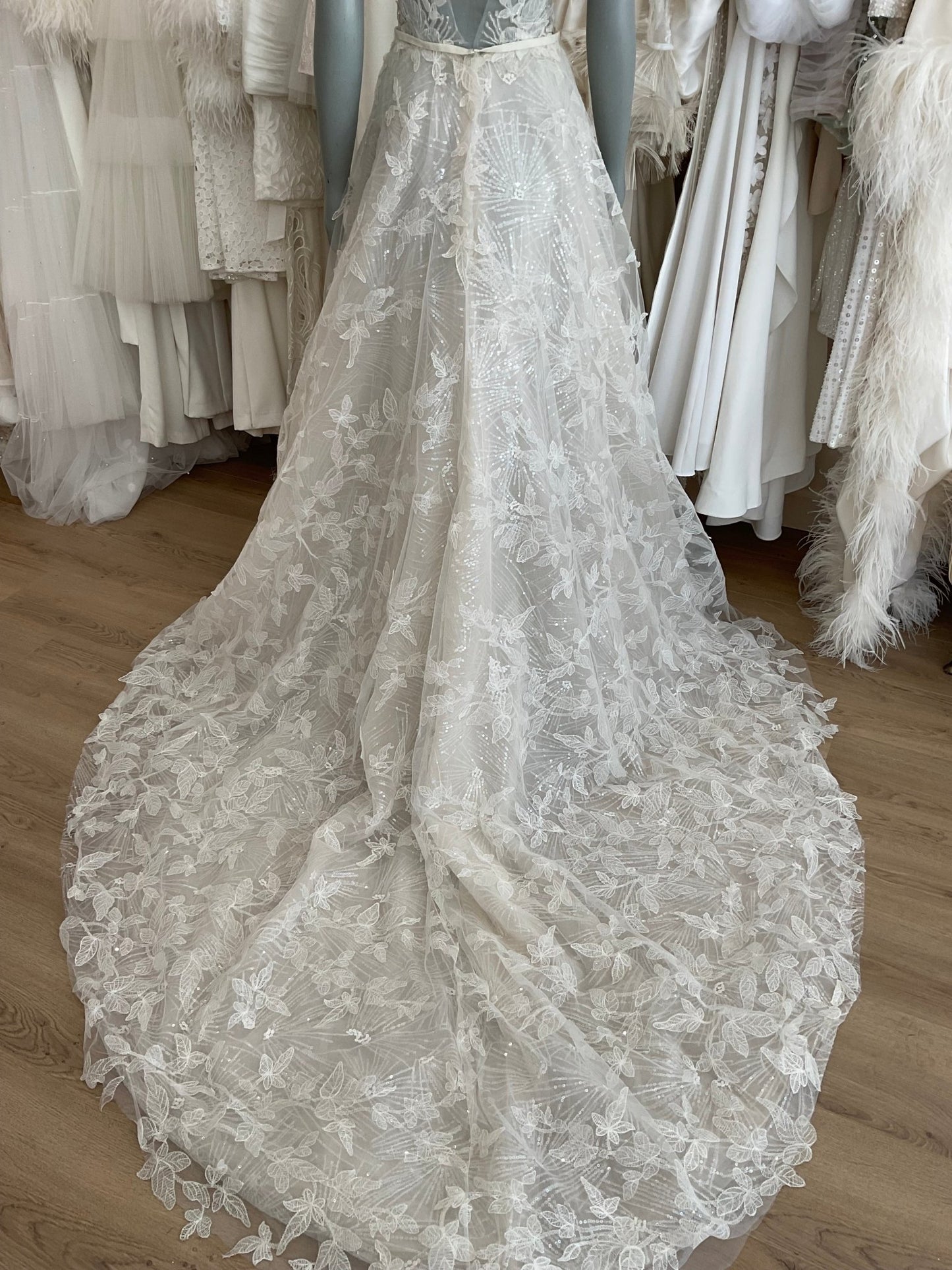Mira Zwillinger - Kaya (2)Wedding Dresses2