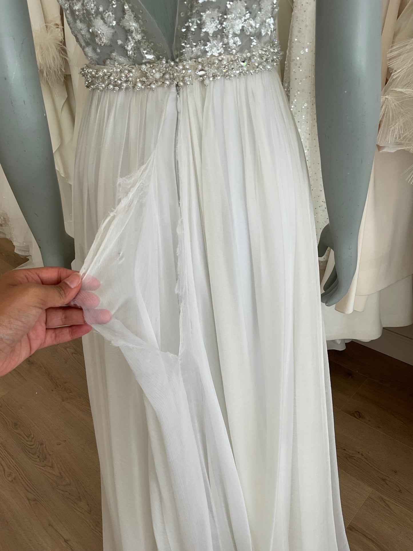 Mira Zwillinger - Masha (2)Wedding Dresses2