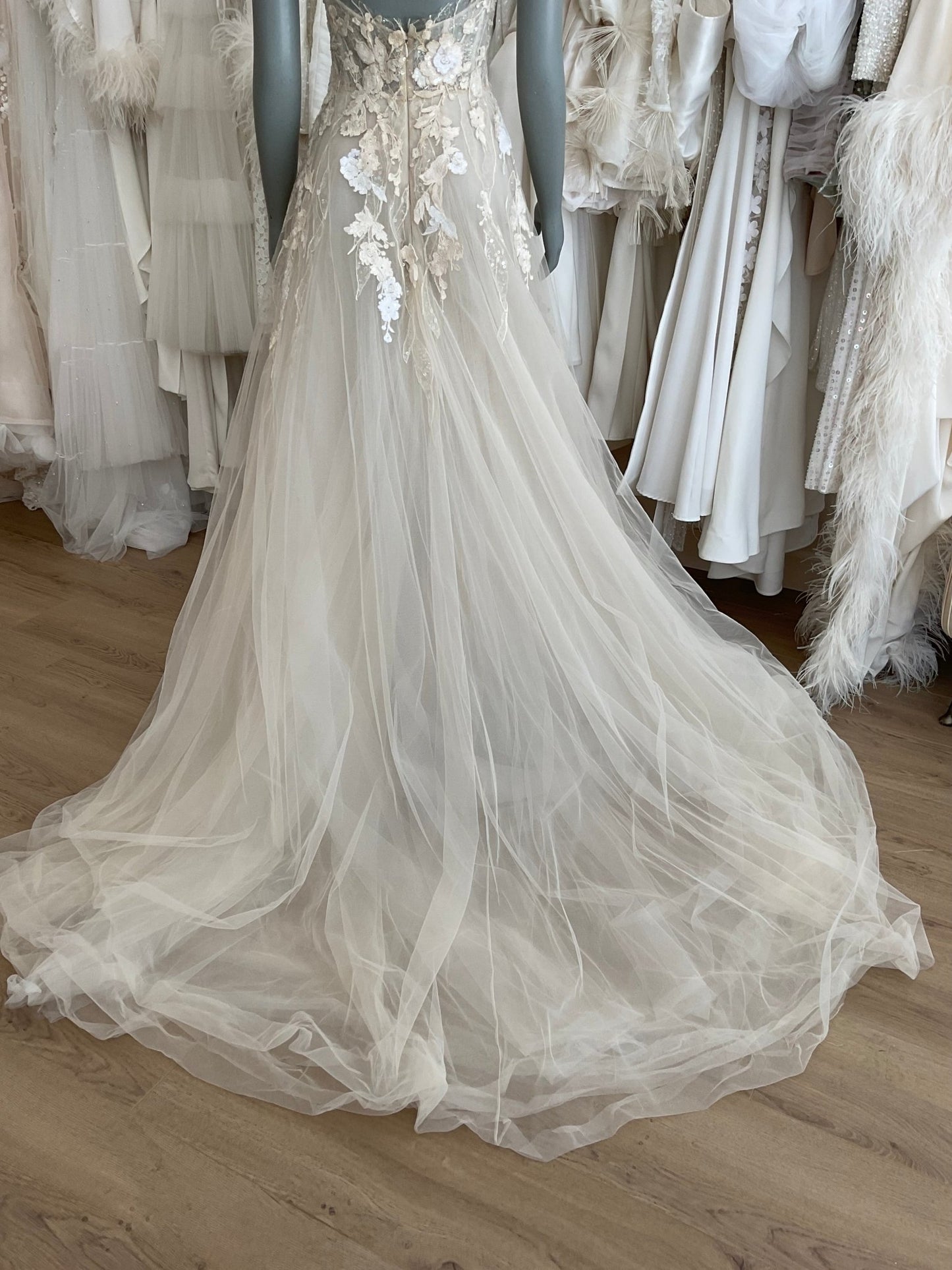 Mira Zwillinger - Mila (2)Wedding Dresses4