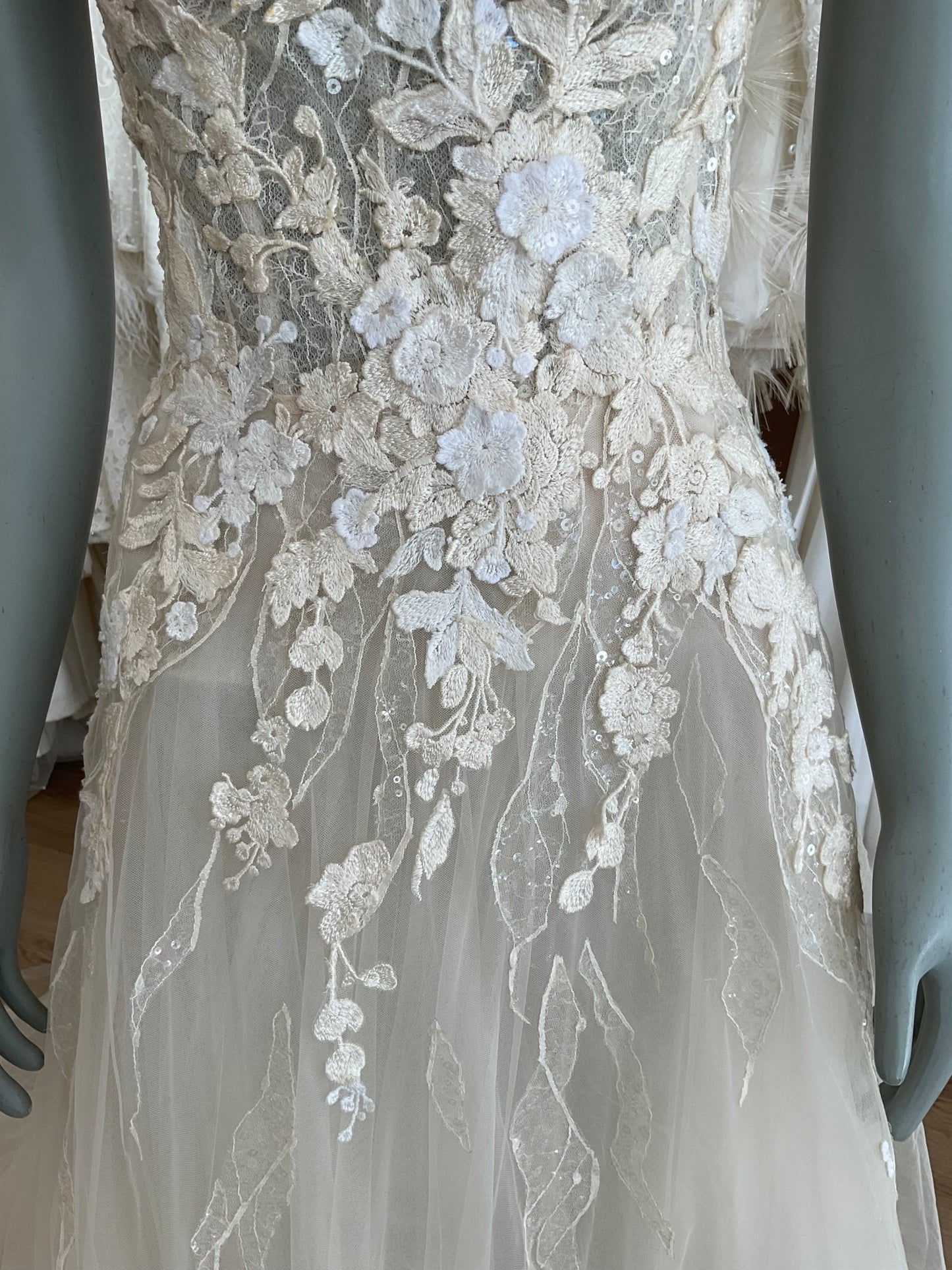 Mira Zwillinger - Mila (2)Wedding Dresses4
