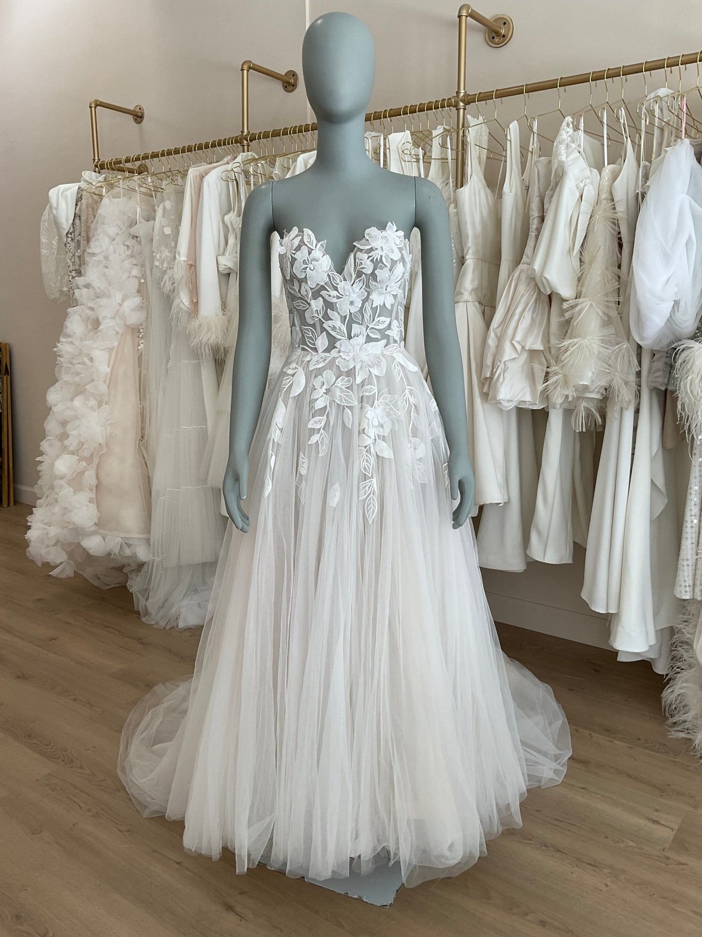 Mira Zwillinger - Nelly (6)Wedding Dresses6