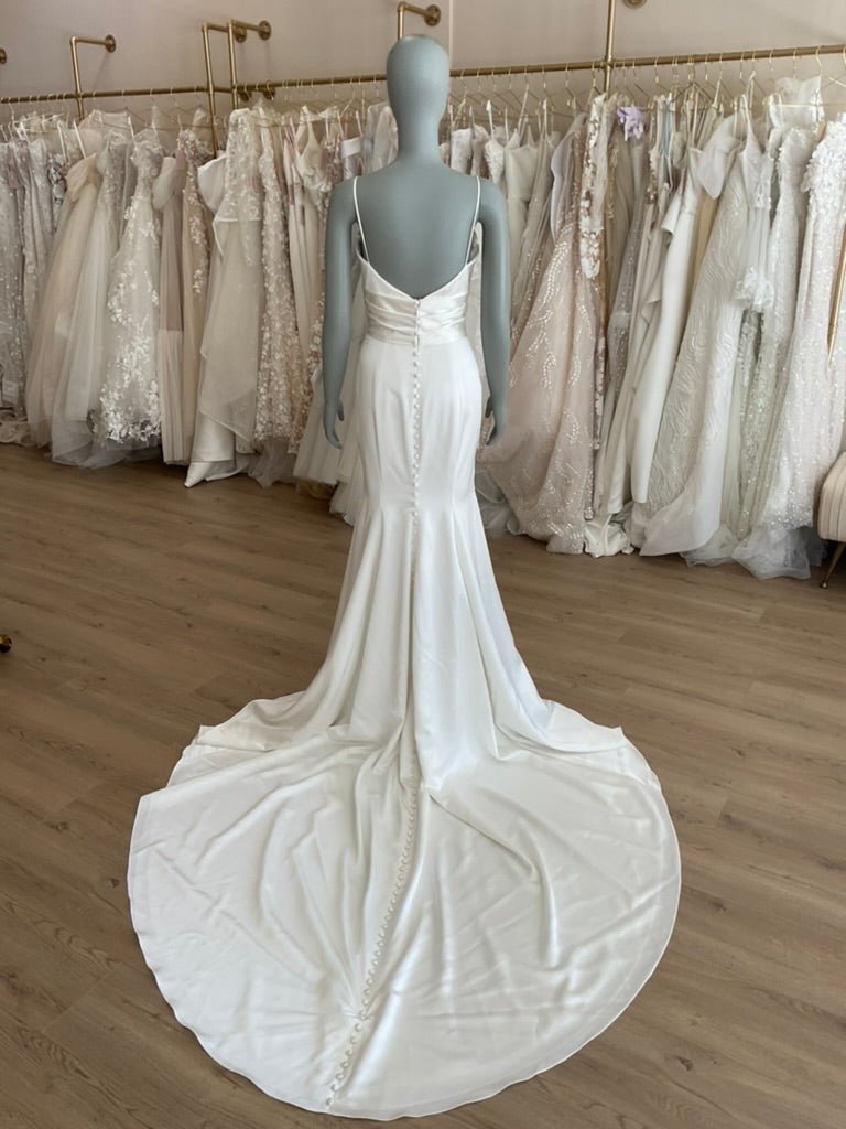 Paloma Blanca - 4953 (10)Wedding Dresses10