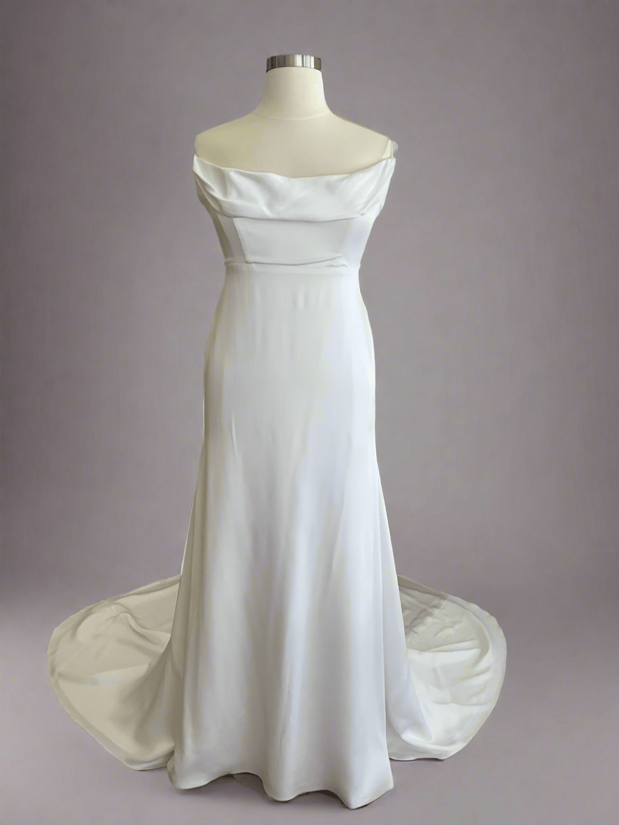 Sarah Seven Rhea l Sample Wedding Dresses l Los Angeles Sarah Seven Rhea l Sample Wedding Dresses l Los Angeles