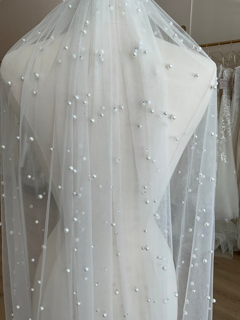 Scattered Pearl Waltz Length VeilVeilsBrand new - with no tags