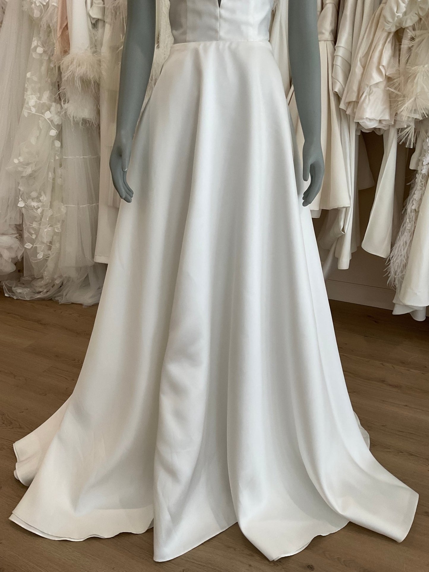 Scout - Iris (8)Wedding Dresses8