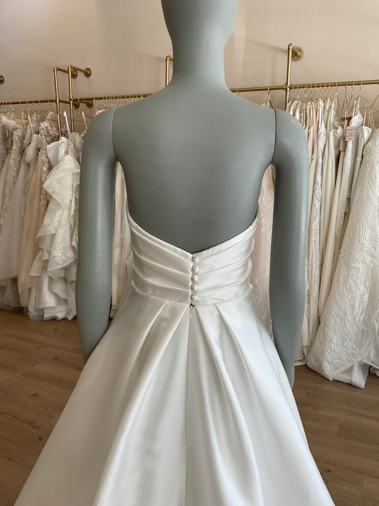 Suzanne Neville - Amethyst (8)Wedding Dresses8