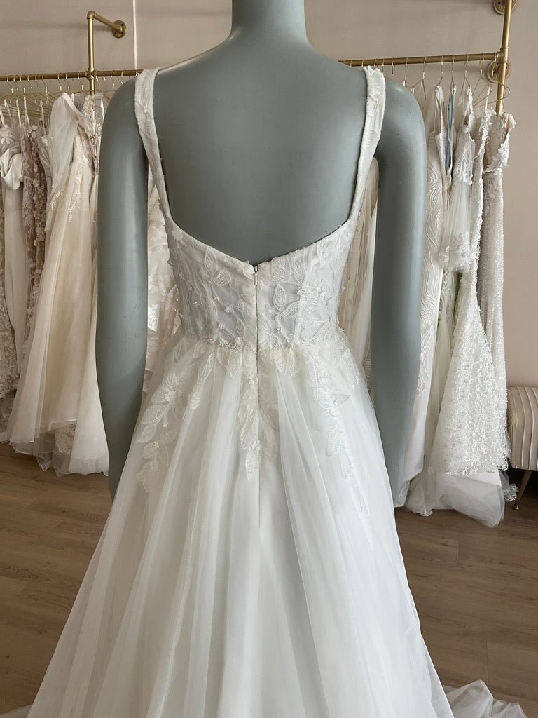 Tara Lauren - Ambrosia (10)Wedding DressesUsed