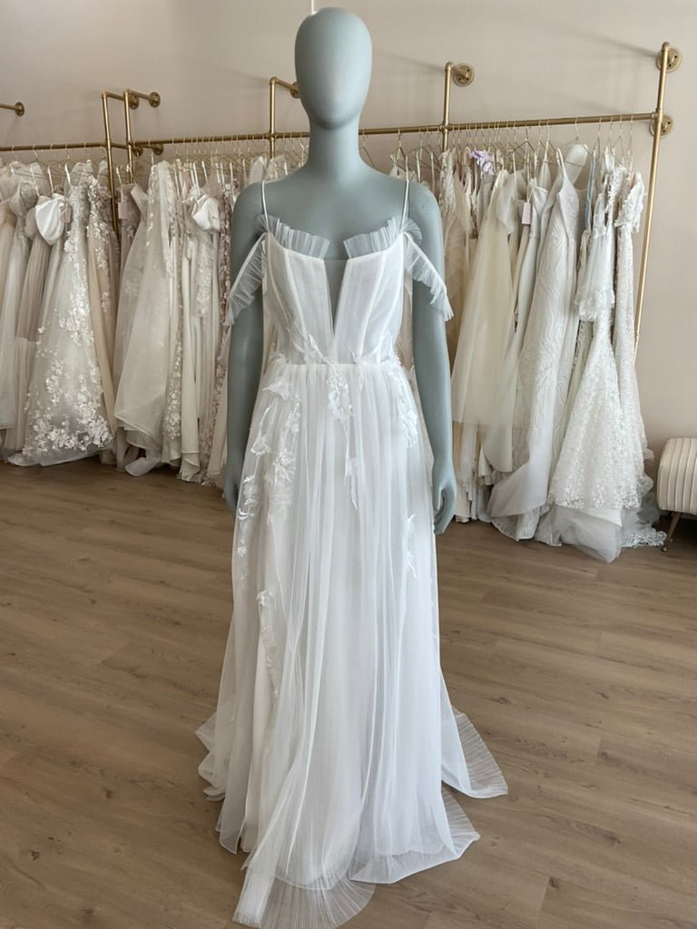 Tara Lauren - Canary (10)Wedding Dresses10