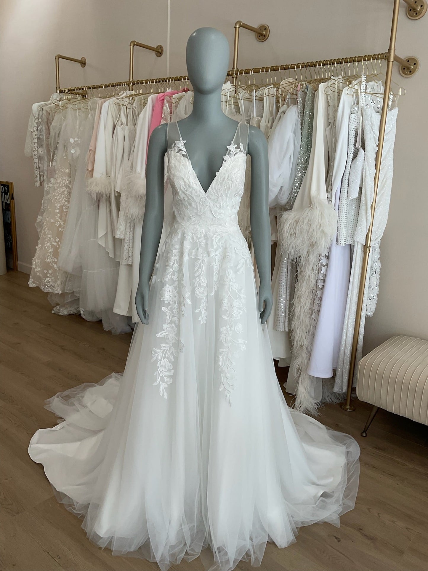 Tara Lauren - Flor (8)Wedding Dresses8