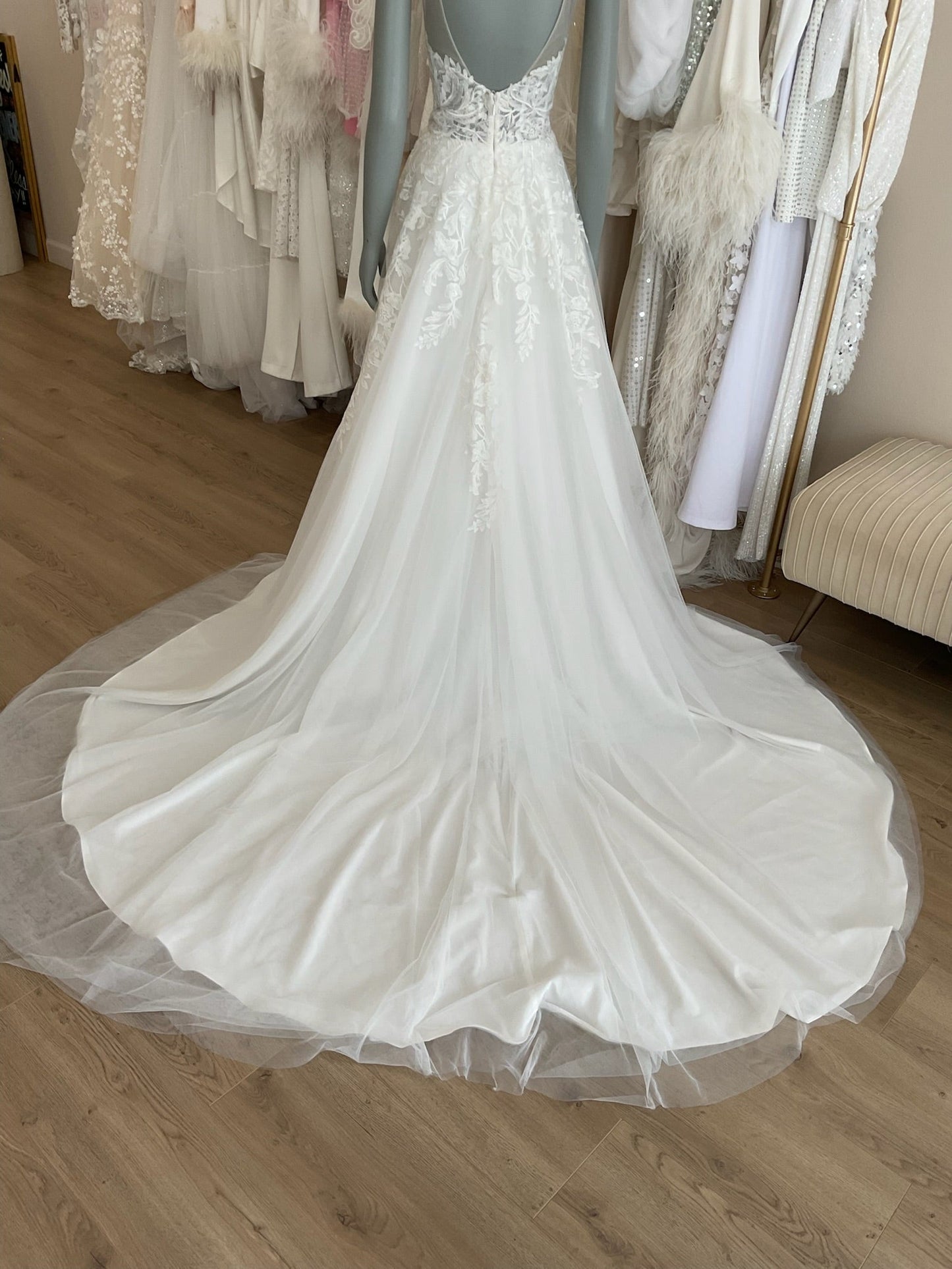 Tara Lauren - Flor (8)Wedding Dresses8