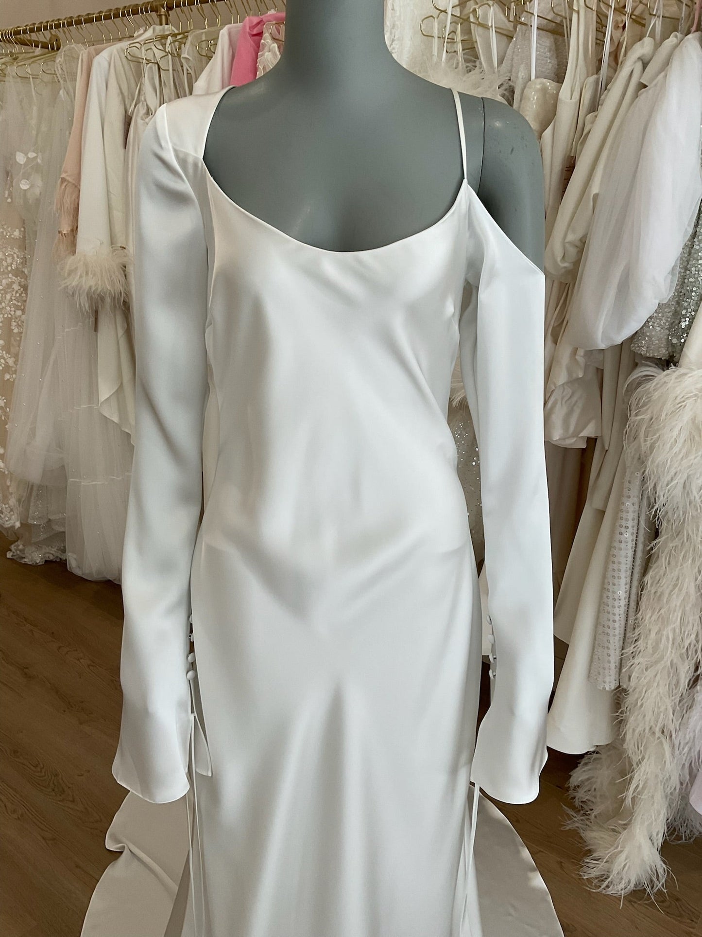 Tara Lauren - Swan (8)Wedding Dresses8