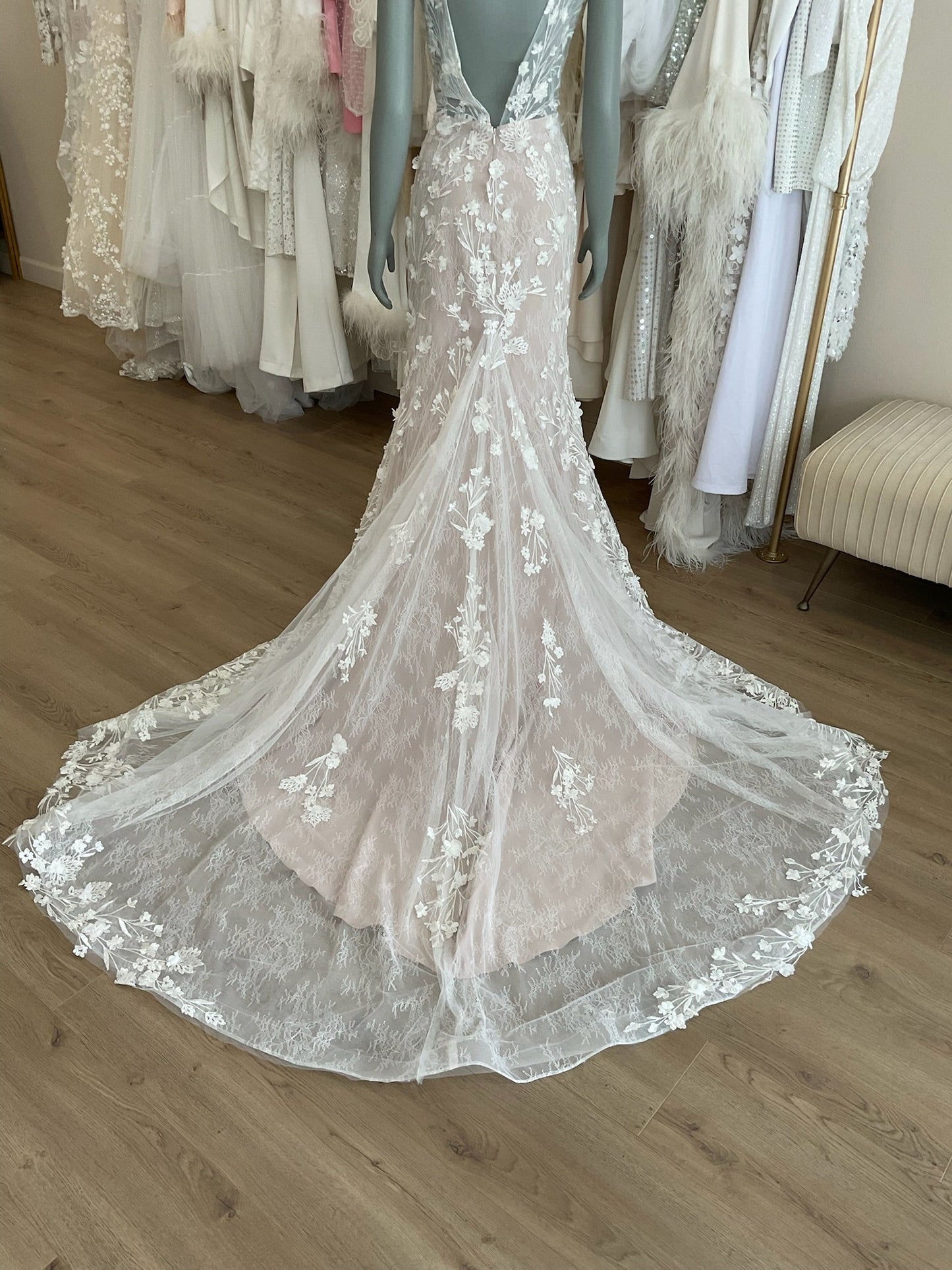 Tara Lauren - Yarrow (14)Wedding Dresses14