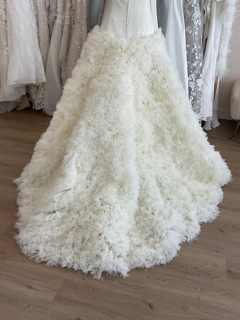 Vera Wang - Eleanor (6)Wedding Dresses6