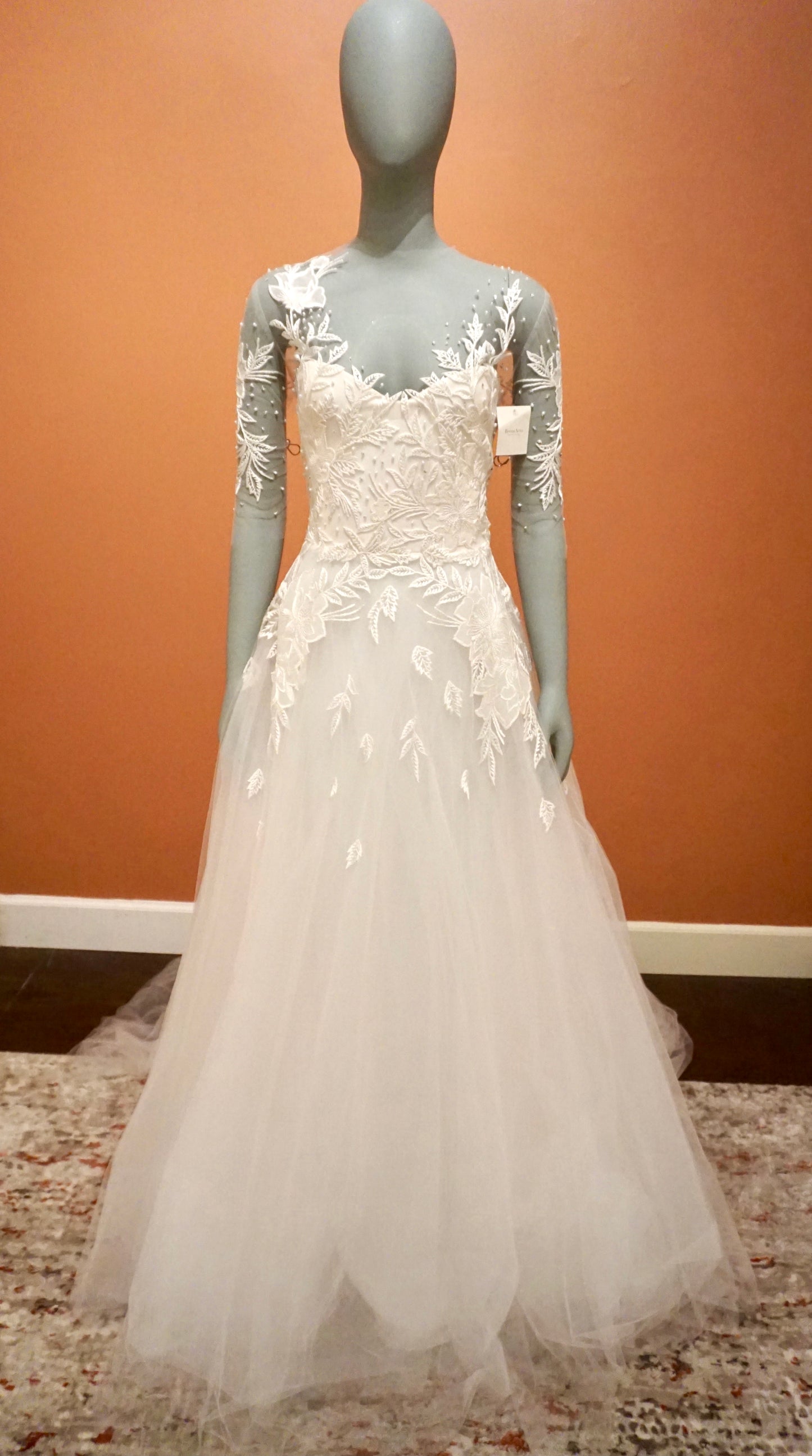 Reem Acra - First Dance