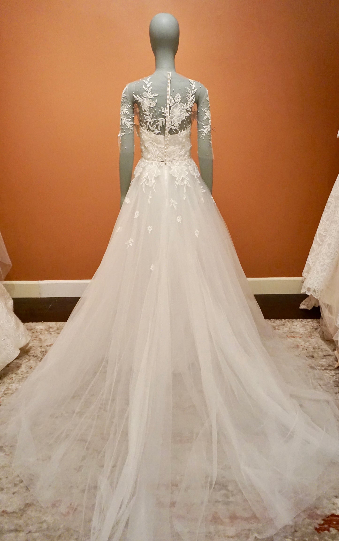 Reem Acra - First Dance
