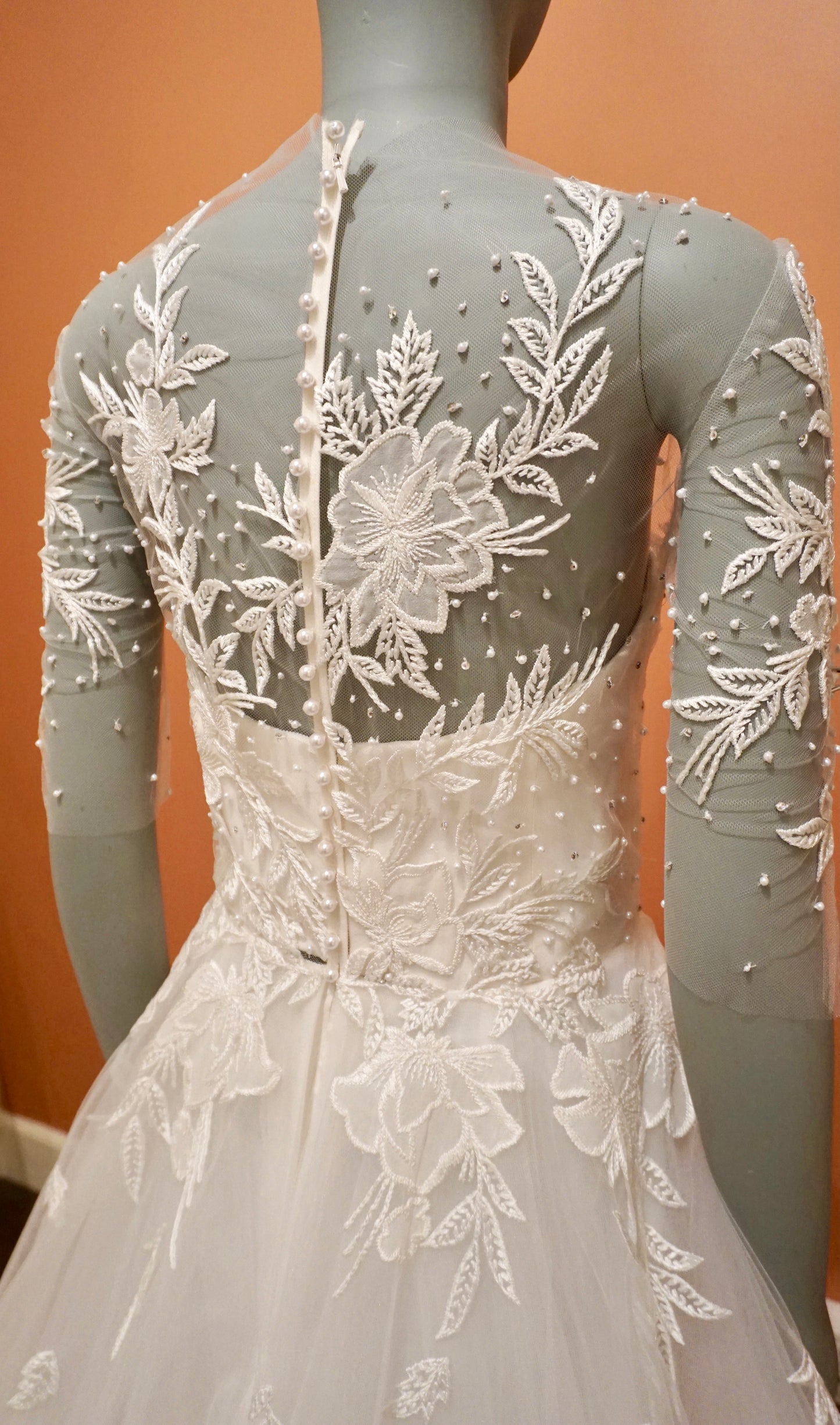 Reem Acra - First Dance