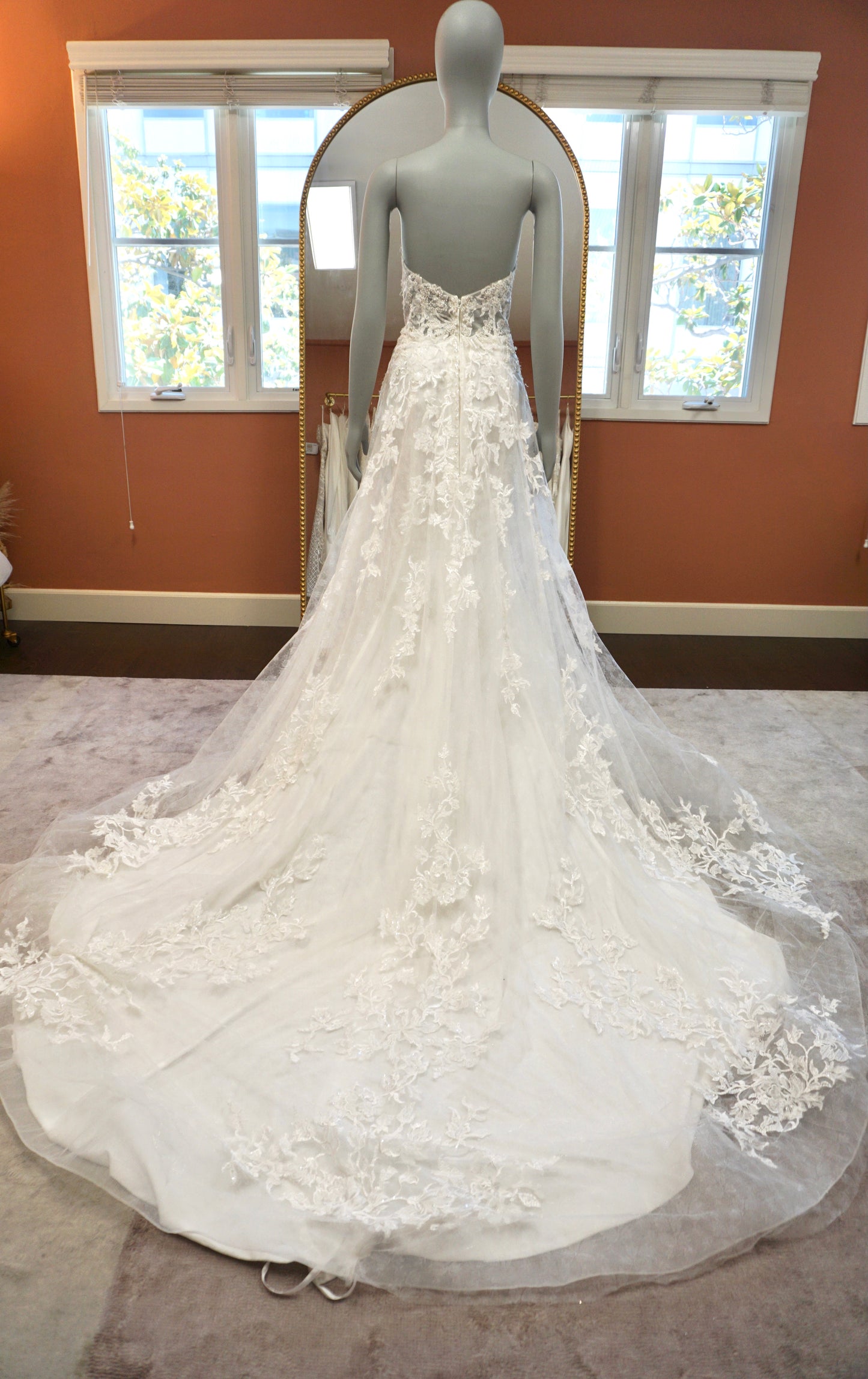 Estee Couture - Perry