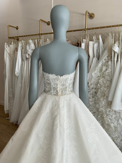Carolina Herrera - Pandora (12)