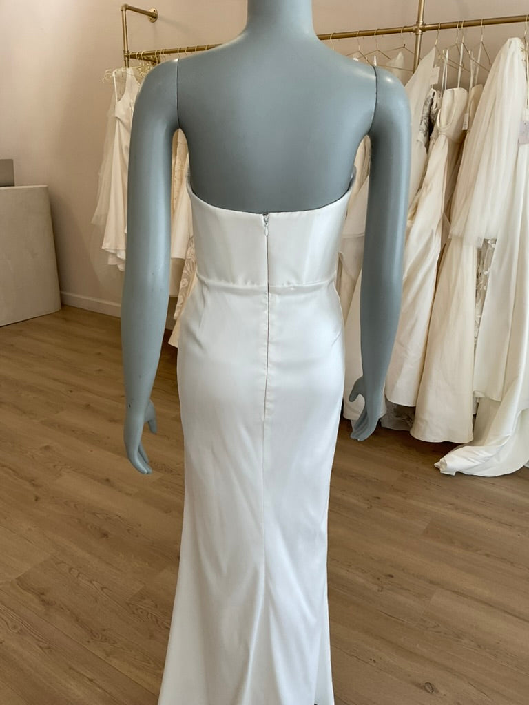 Eva Lendel - Lika w/Jess overskirt (4)