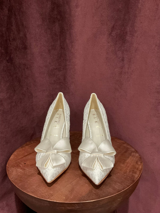 Something Bleu - Fia Pointed Toe Pump (6.5)