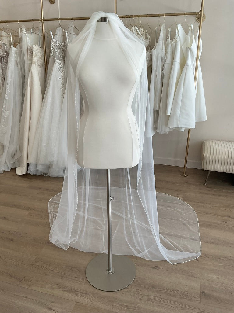 Dainty Veil