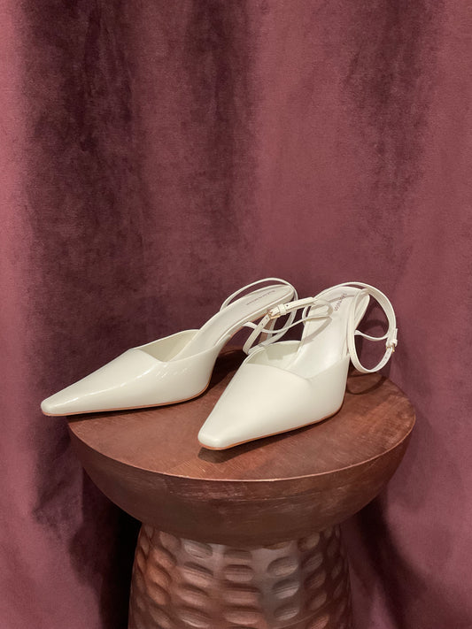 Reformation - Natasha Pump (11)