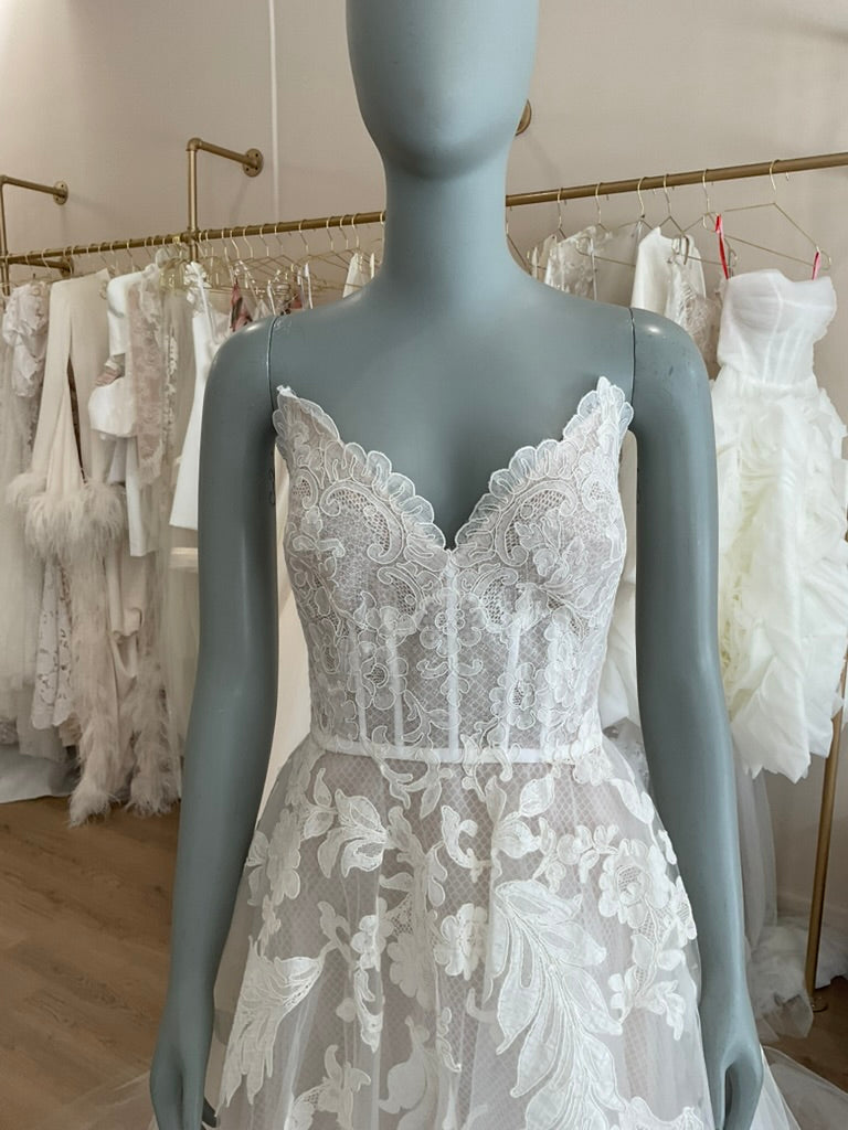 Oscar De La Renta - Look 5 Spring 2019 Bridal (6)
