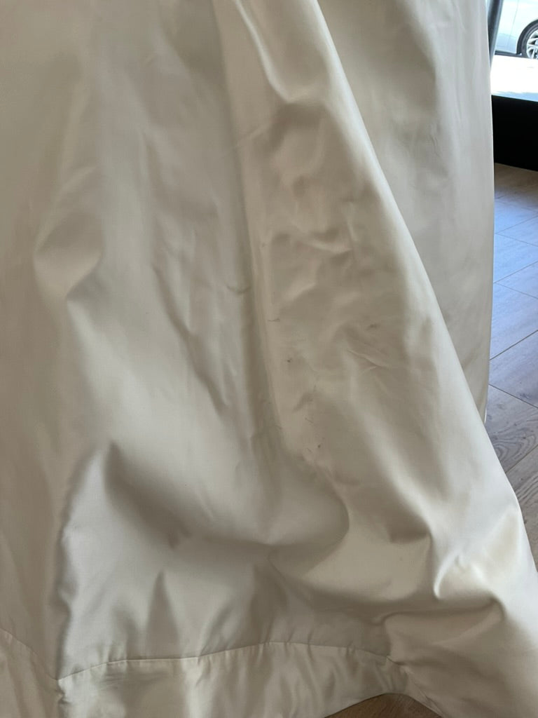 Vera Wang  - Vintage Duchess Satin Basque Waist Ballgown (4)
