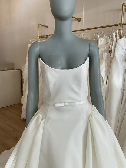 Amsale - Camelia (8)