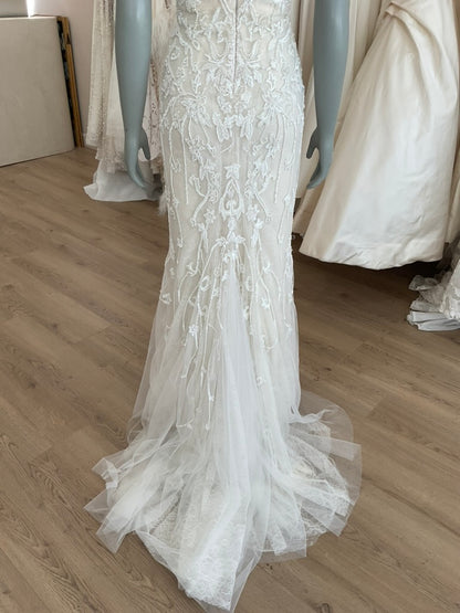 Monique Lhuillier - Charmaine (8)