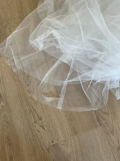 Monique Lhuillier - Fleur de Lis w/ jacket (8)