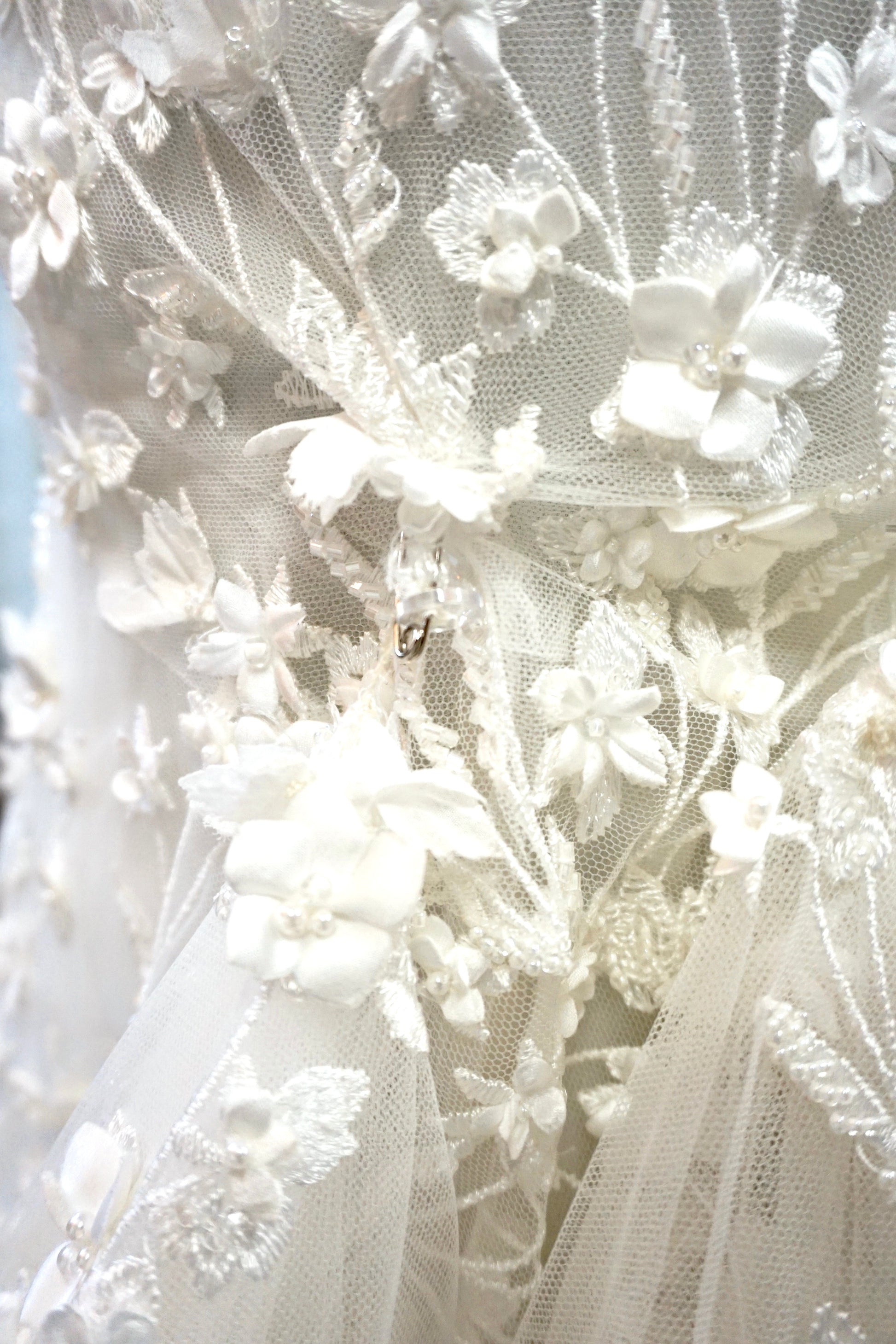 Reem acra silver 2024 lining