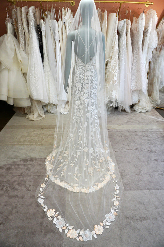 Hermoine De Paula - Wild Rose Veil