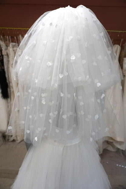 Inbal Dror - Short Heart Veil