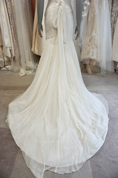 Anne Barge - AB 990