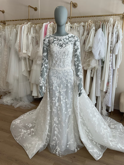 Blue Willow by Anne Barge - Millie w/ Overskirt (14)