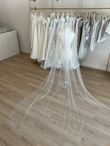 Custom - Raw Edge Net Tulle Veil