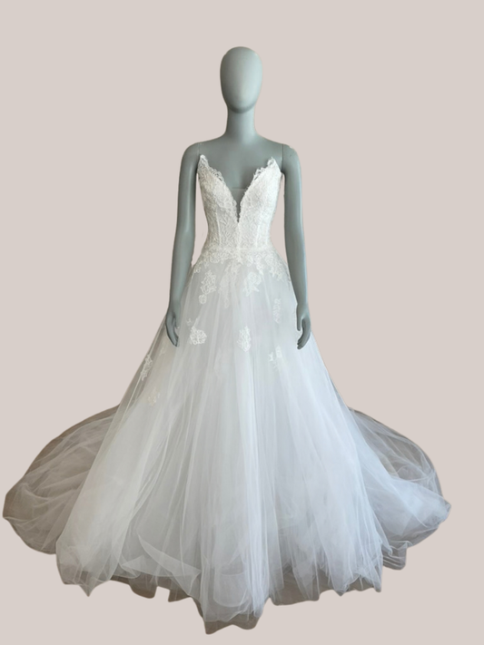Monique Lhuillier - Lucia (lined) (8)