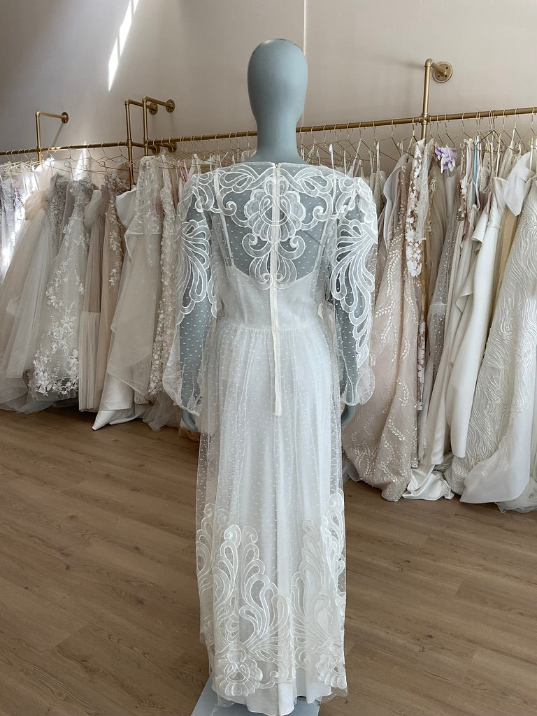 Monique Lhuillier - White Midi Slip Dress with Long Sleeves (12)