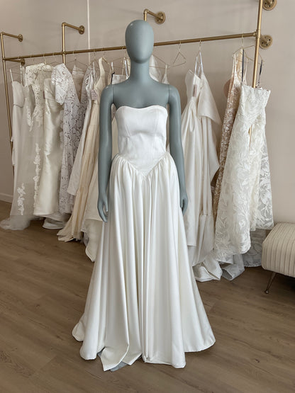 Sky Mor Bridal - Silk Basque Waist A-line (6)