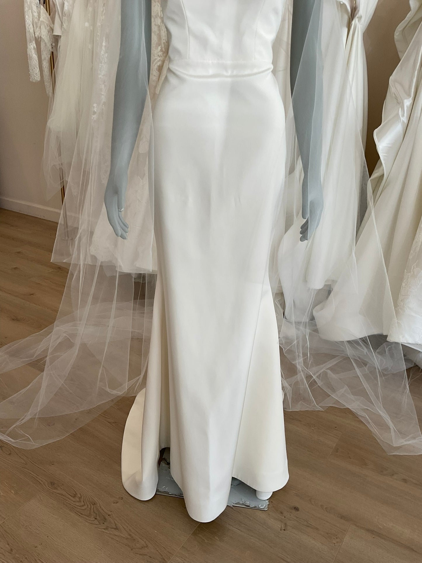 Romona Keveza - RK2303 (8)