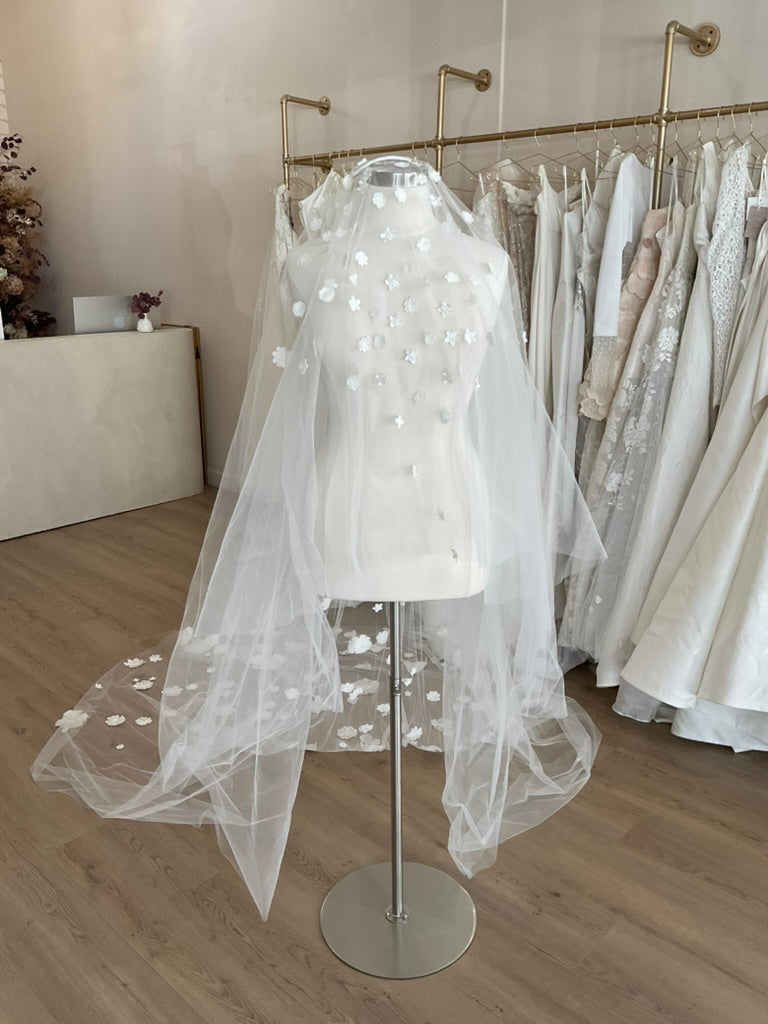 Jila Atelier - Floral Veil