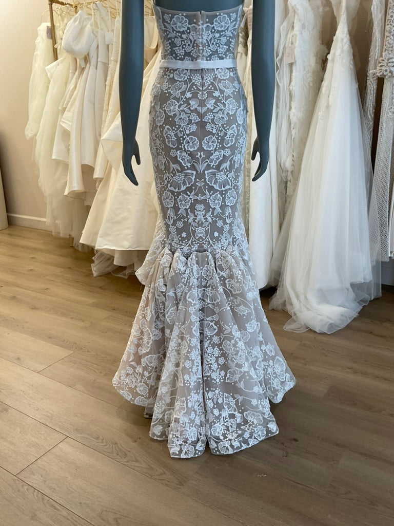 Eisen Stein - Grace (2)